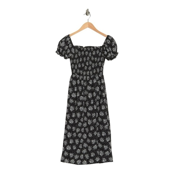 ♥️Melrose And Market♥️Puffed sleeved Midi dress smoked floral Dress size (Small) - Picture 4 of 7